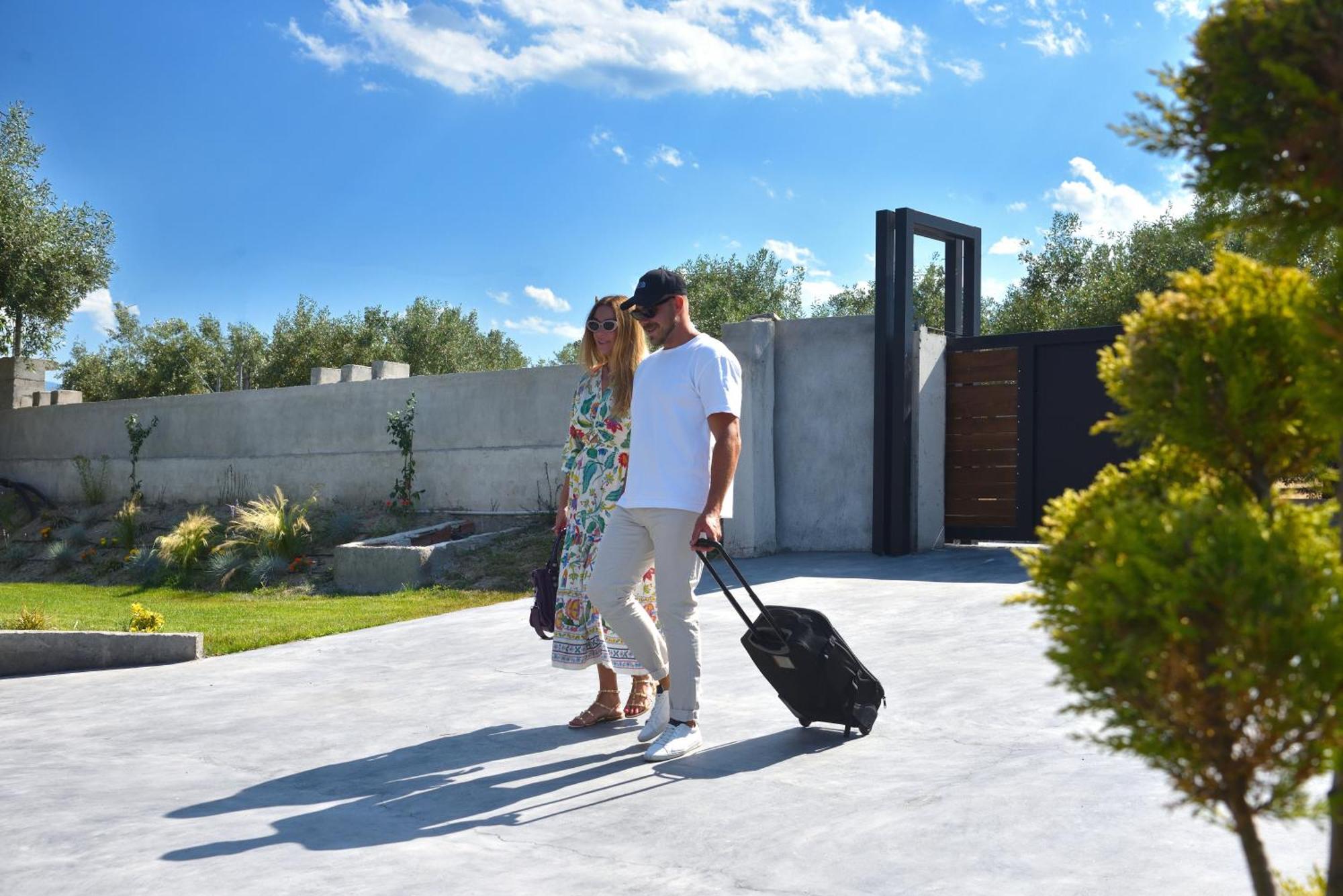 Olive All-Seasons Suites, Panel Hospitality Homes & Villas Litóchoron Ngoại thất bức ảnh